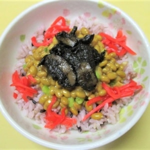 ３分！手作り海苔の佃煮で❤紅生姜の納豆ご飯♪